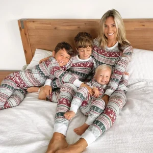 New 2025 Christmas Matching Family Pajamas Set 2 Pieces Suit Sleepwear Xmas Look